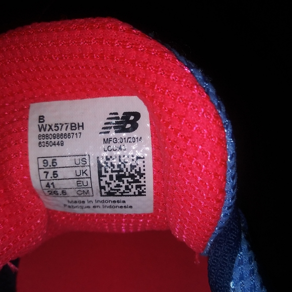New Balance - Picture 6 of 6